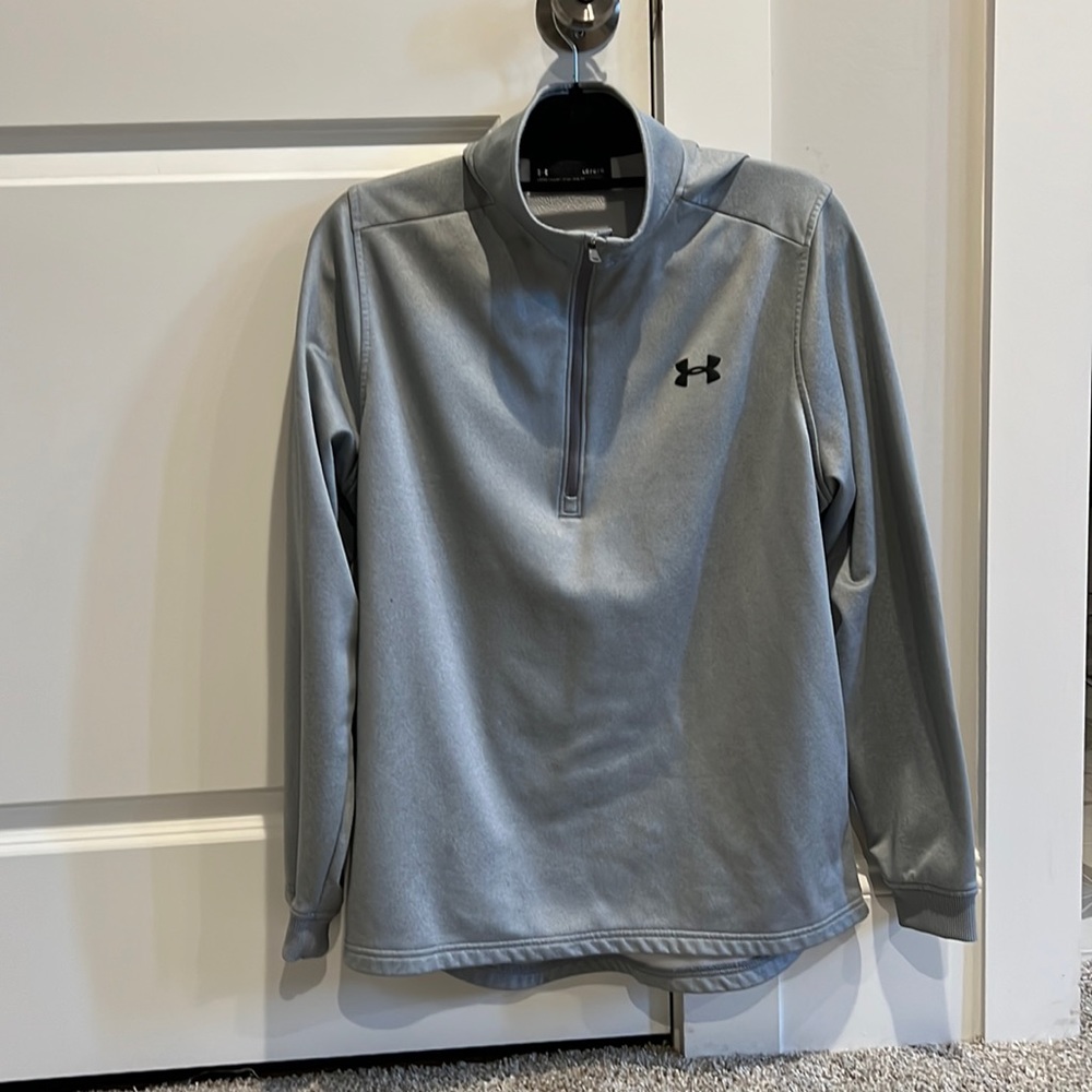 Under armor large pullover
